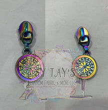 Load image into Gallery viewer, #5 Compass Nylon Zipper Pull-Single sided
